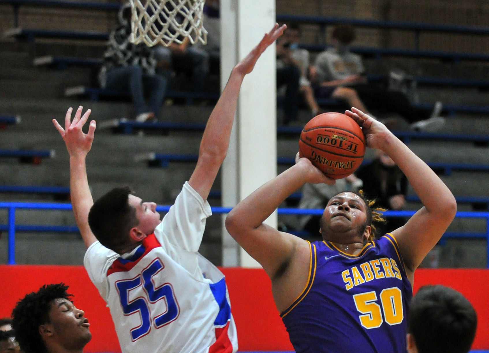 011221-qc-spt-dewitt-central boy-151